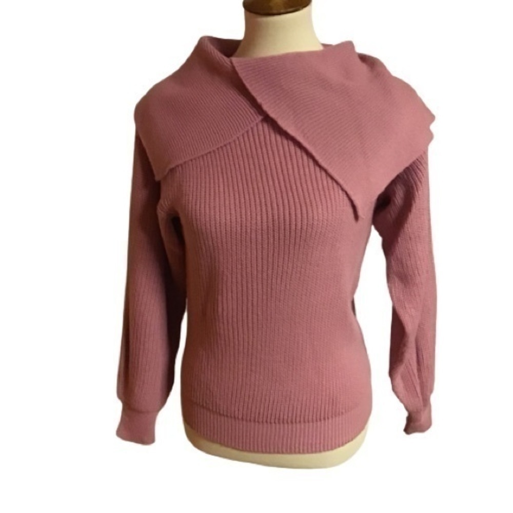 Vintage 70s oversized collar salmon sweater